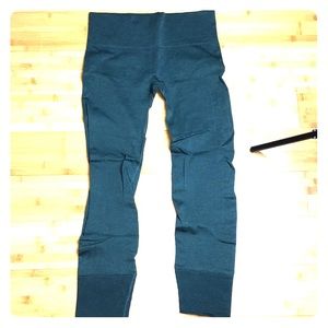 Lululemon ebb to street leggings